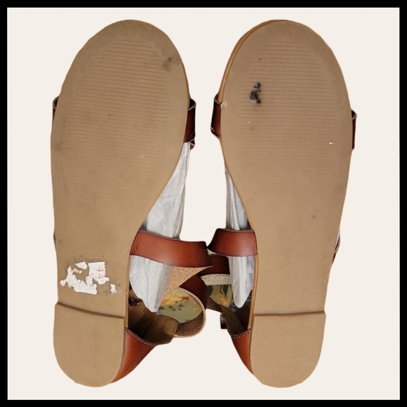 Cognac Zip back Strappy Sandals 10M - Picture 9 of 9